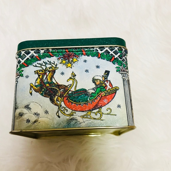 1900’s Christmas Print tin box - Picture 4 of 5